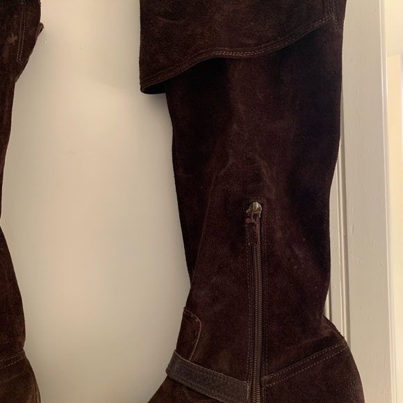 Franco Sarto suede boots. Dark brown colour. - Picture 3 of 4